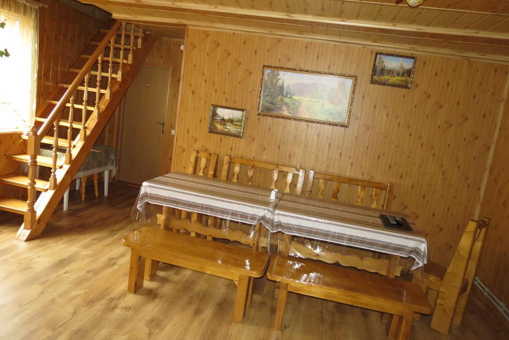 Bilyy Kamin Guest House Tatariv Bagian luar foto