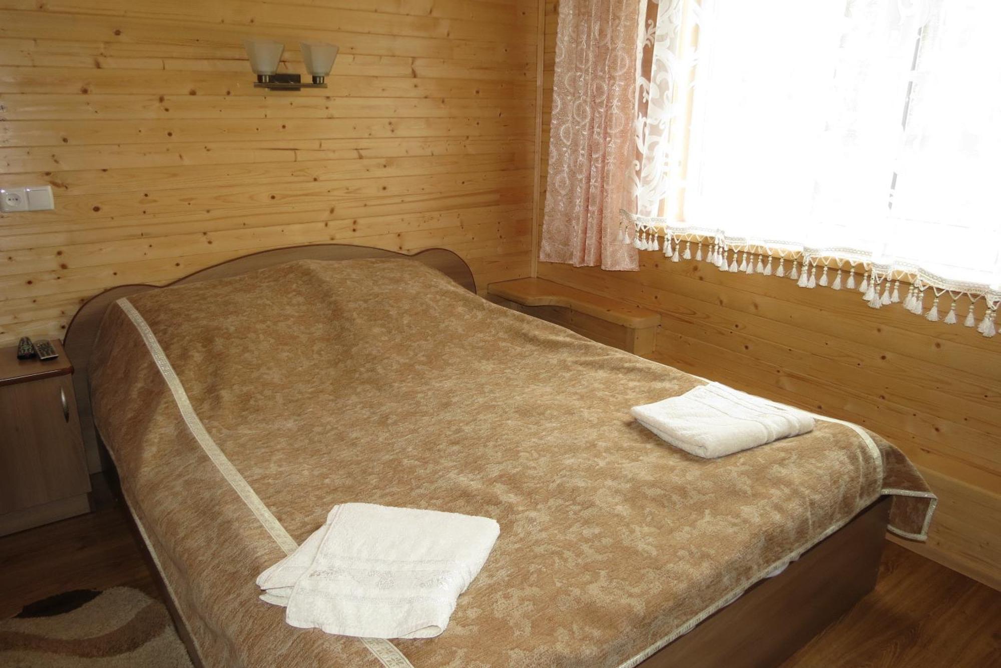 Bilyy Kamin Guest House Tatariv Ruang foto