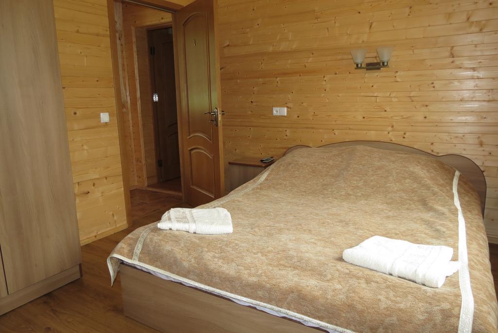 Bilyy Kamin Guest House Tatariv Bagian luar foto