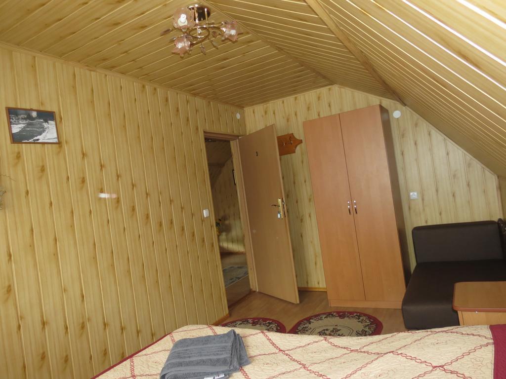 Bilyy Kamin Guest House Tatariv Bagian luar foto