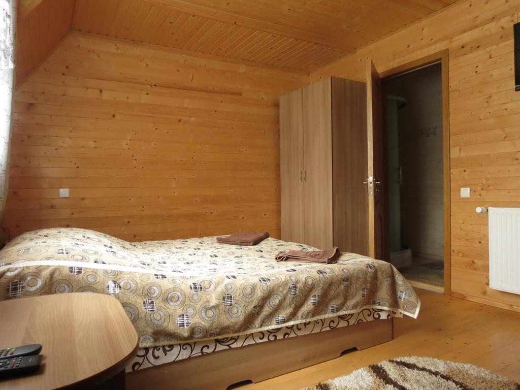 Bilyy Kamin Guest House Tatariv Bagian luar foto